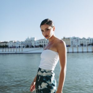 FALDA MIDI SATINADA ESTAMPADA TIE DYE