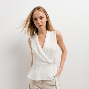 BLUSA CRUZADA CON HEBILLA